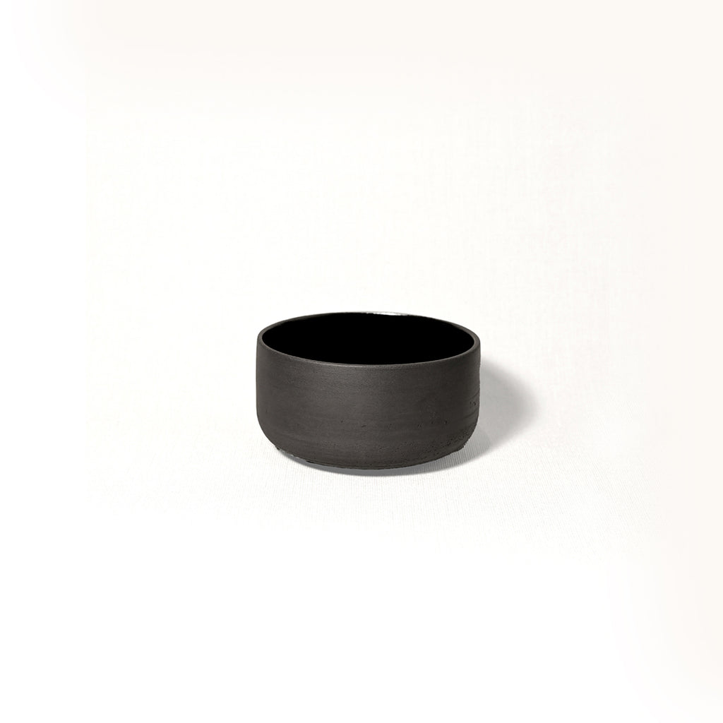 Bowl mit Fussring - schwarz glanz