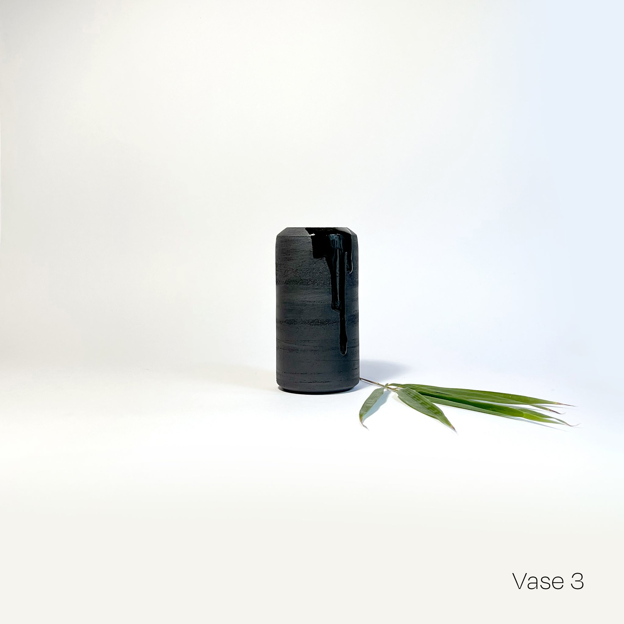 Vase - schwarz mit Glanz